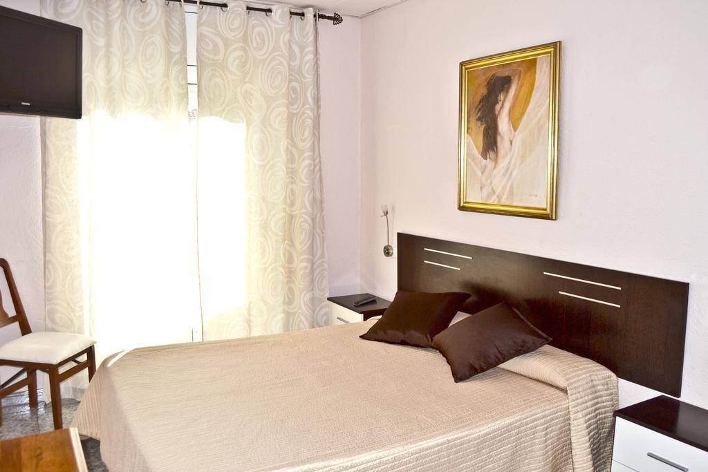 Hotel Oreneta Altafulla Bilik gambar